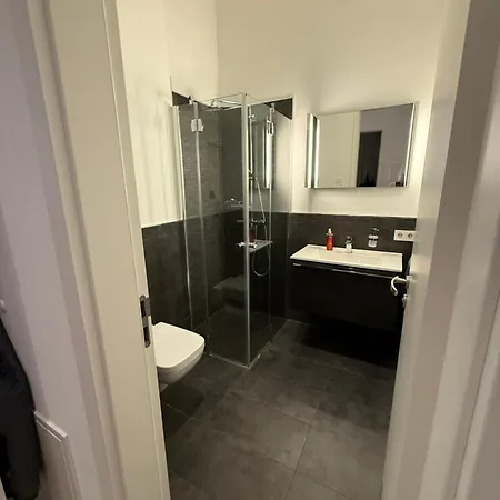 Relax-wohnung Mit Balkon Ueber Weisse Elster * 라이프치히