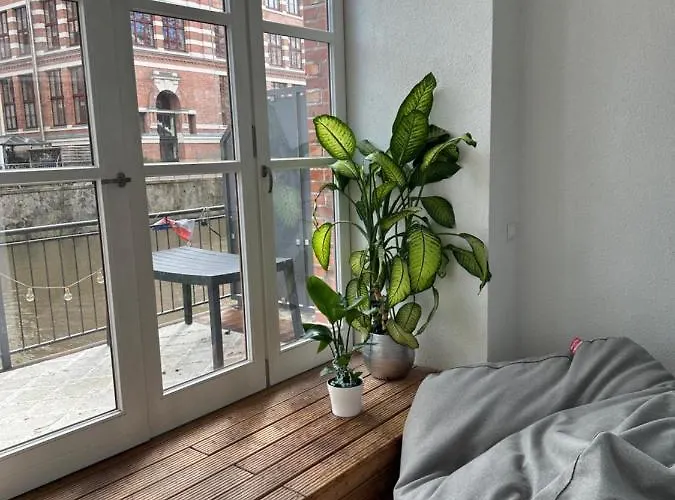 公寓 Relax-wohnung Mit Balkon Ueber Weisse Elster *