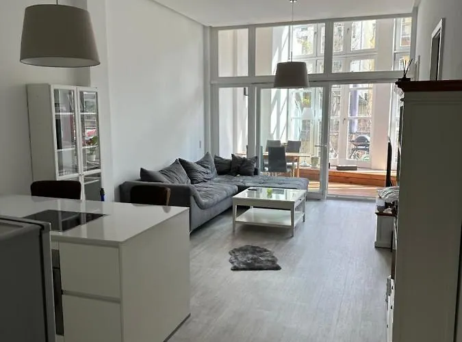 Relax-wohnung Mit Balkon Ueber Weisse Elster * 莱比锡